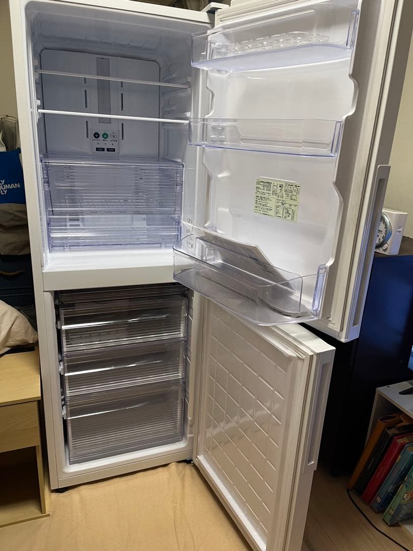 【美品】シャープ 冷蔵庫 ホワイト SJ-PD28G 2021年製