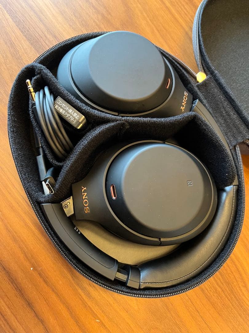 【美品】ソニー(SONY)ワイヤレスノイズキャンセリングヘッドホン