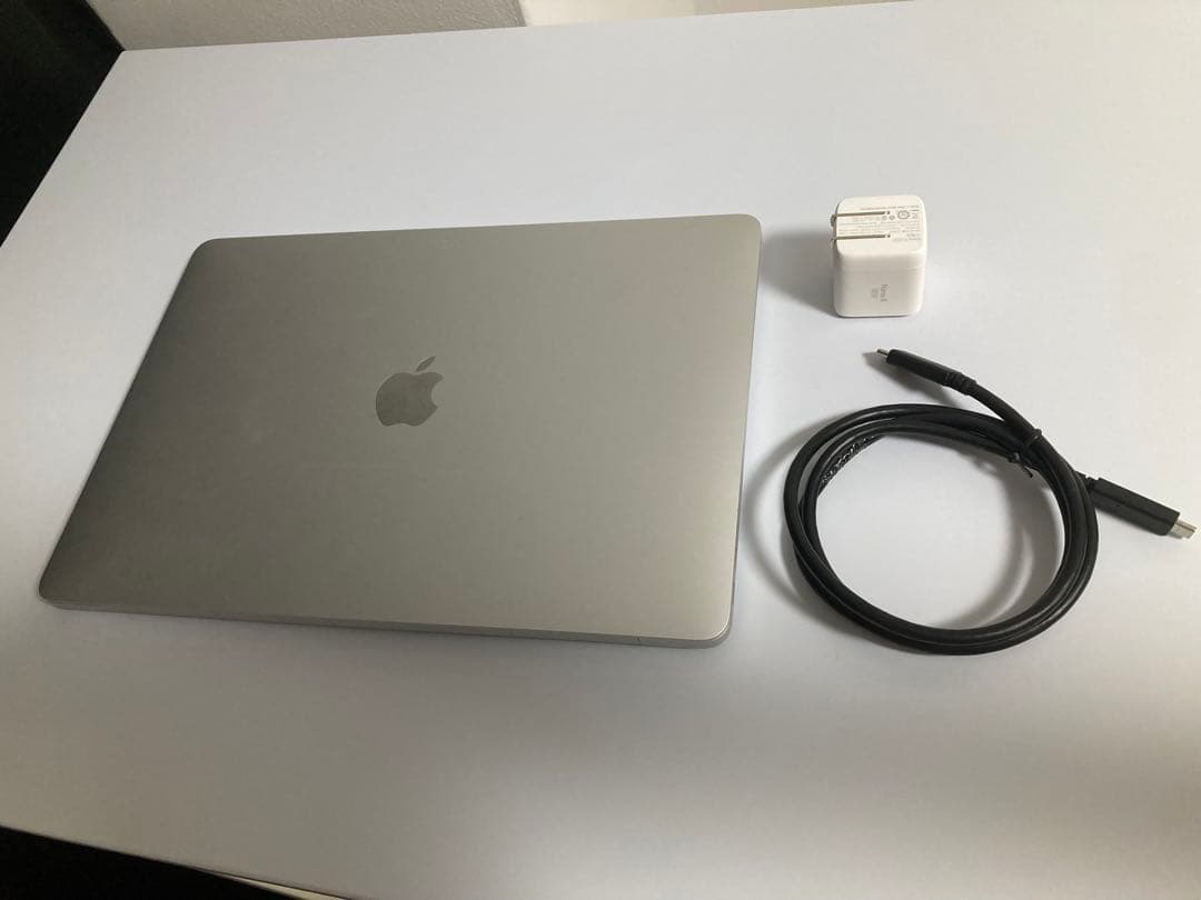 MacBook Air シルバー M1 16GB 256GB