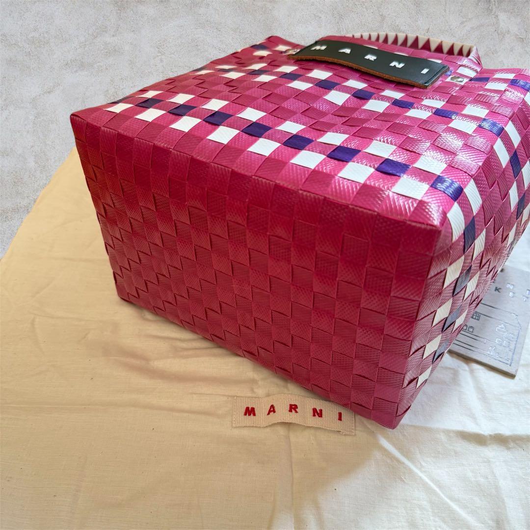 MARNI ブラックチェリー かごバッグ