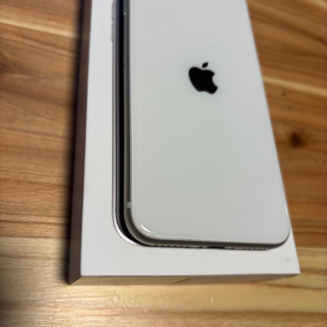 Apple iPhone SE(第3世代)