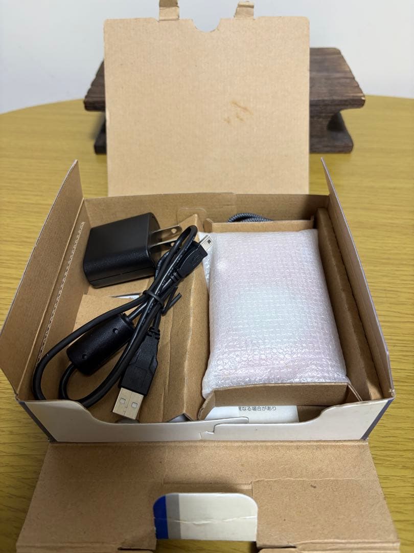 【極美品】OLYMPUS STYLUS VG-180 コンデジ　デジカメ