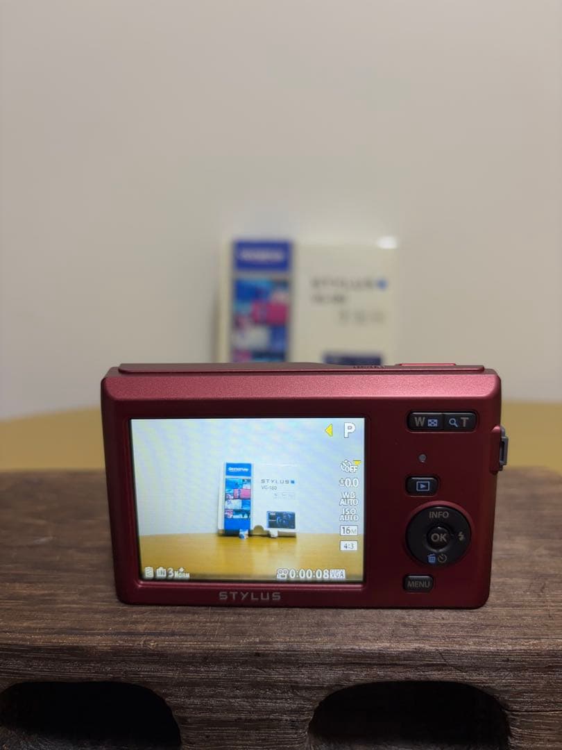 【極美品】OLYMPUS STYLUS VG-180 コンデジ　デジカメ