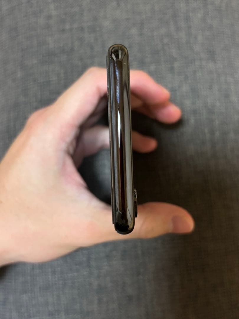 【美品】iPhone X 本体