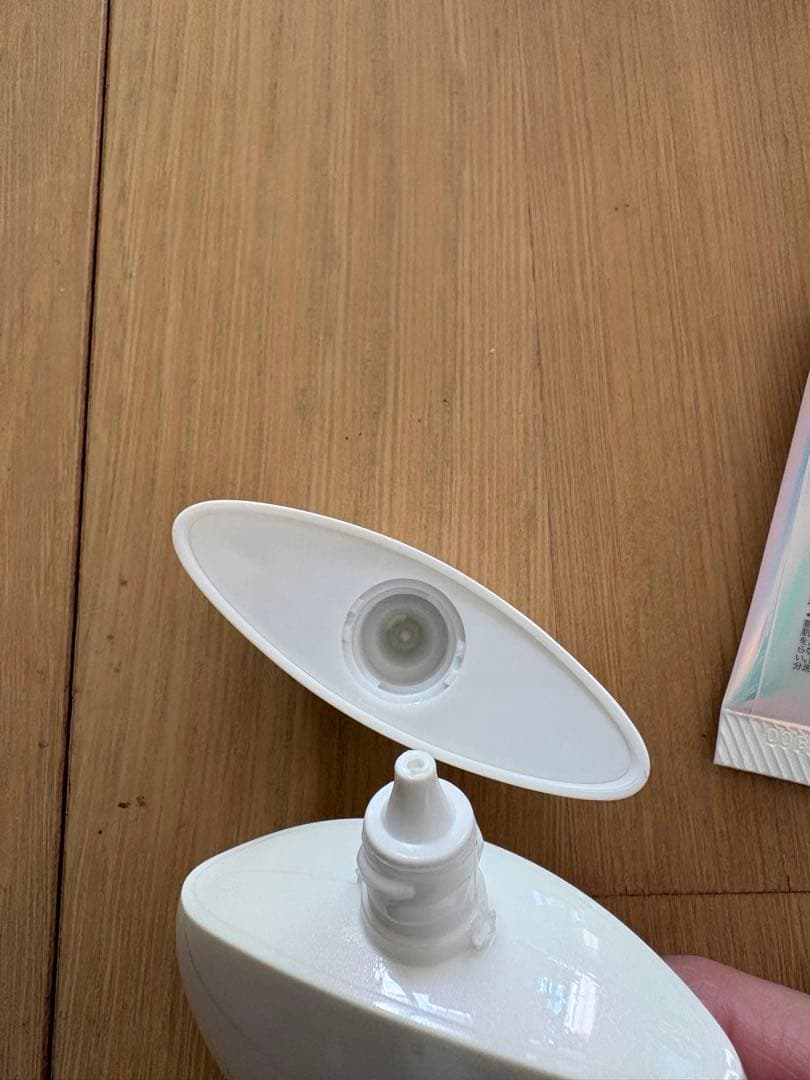 SK-IIジェノプティクス UVクリーム& インフィニットオーラ エッセンス