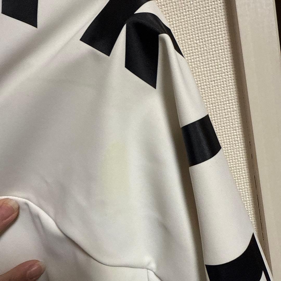 防寒対策に！OAKLEY フード付き裏地ベロア上下 ホワイト