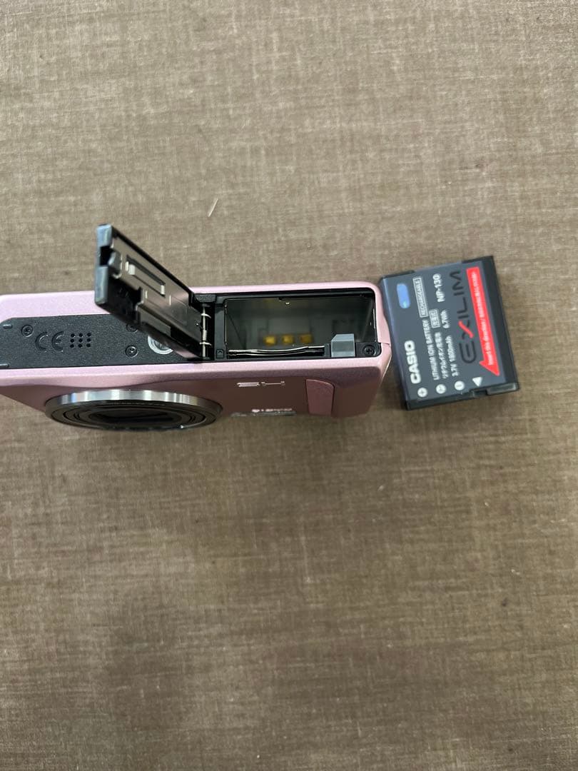 CASIO EXILIM EX-ZR400コンパクトデジタルカメラ 美品