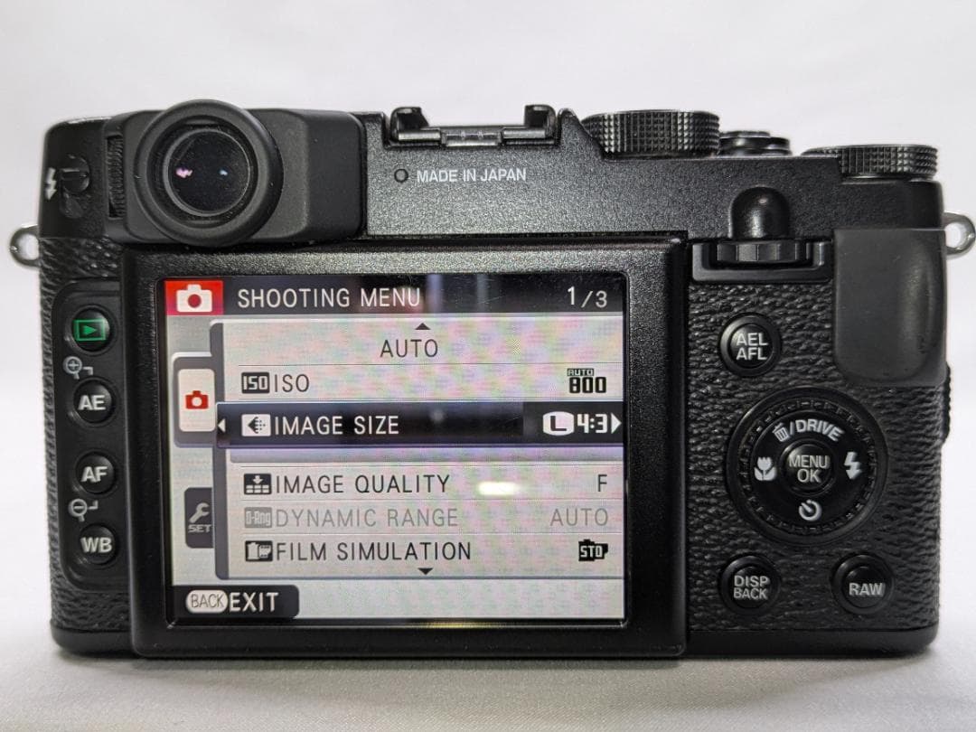 極美品 Fujifilm X10 デジタルカメラ #327