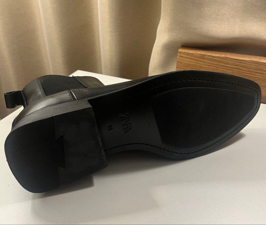 ZARA 黒 サイドゴアブーツ