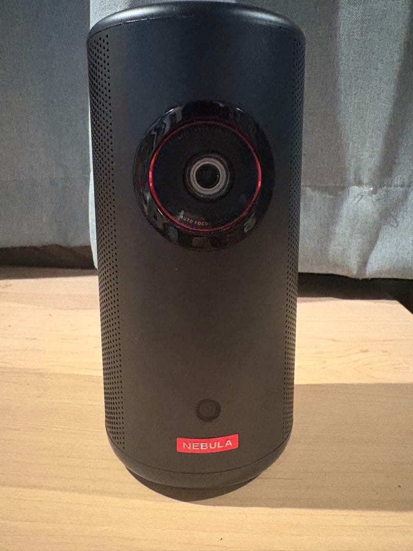 Nebula Capsule 3 Laser スタンド二つ付き