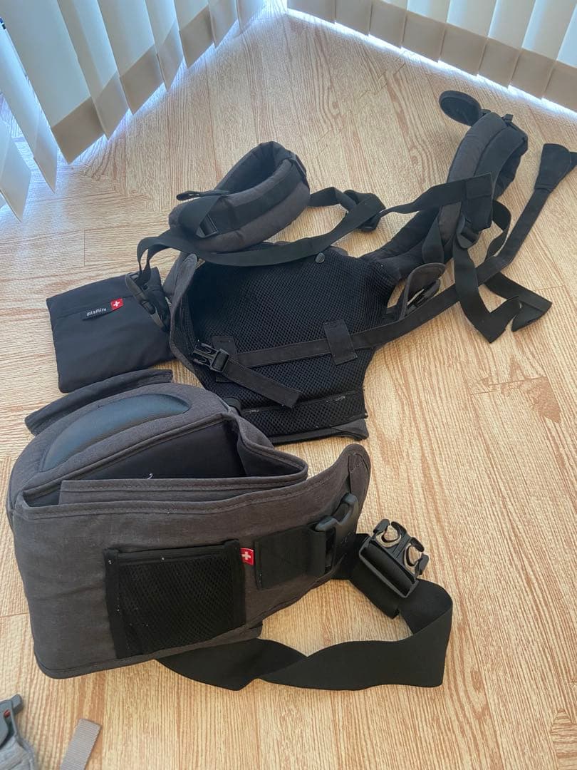 ミアミリー　ベビービョルンハーモニー抱っこ紐