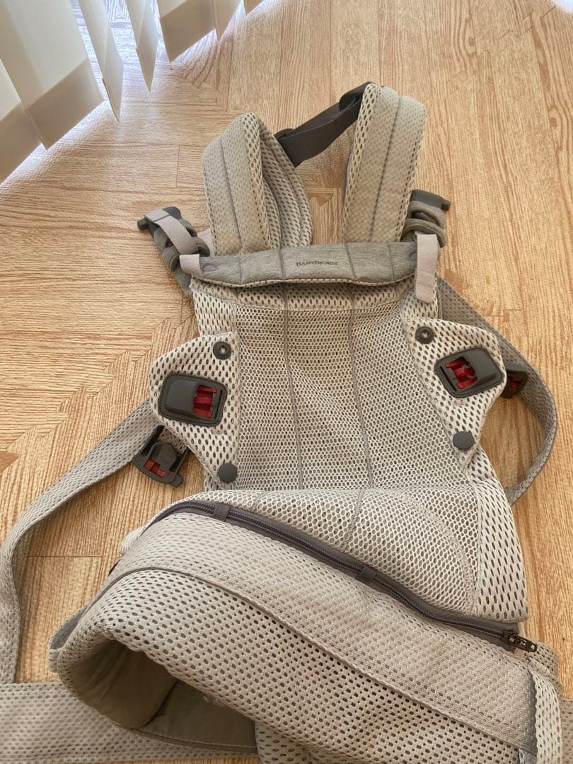 ミアミリー　ベビービョルンハーモニー抱っこ紐