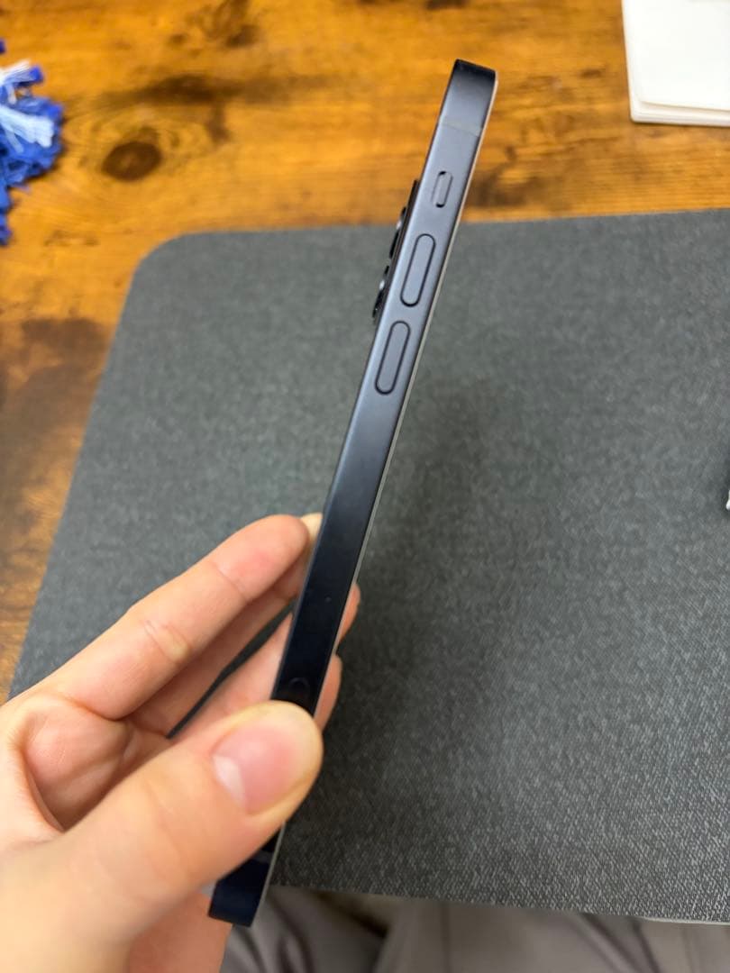 Apple iPhone 12 ブラック 本体