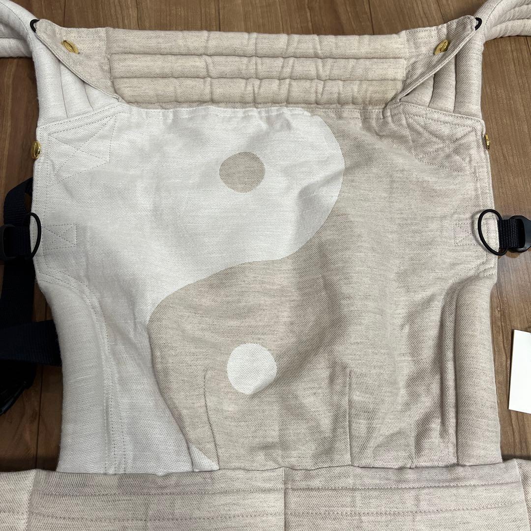 artipoppe ザイガイスト インヤン・エアー（リネン）抱っこ紐