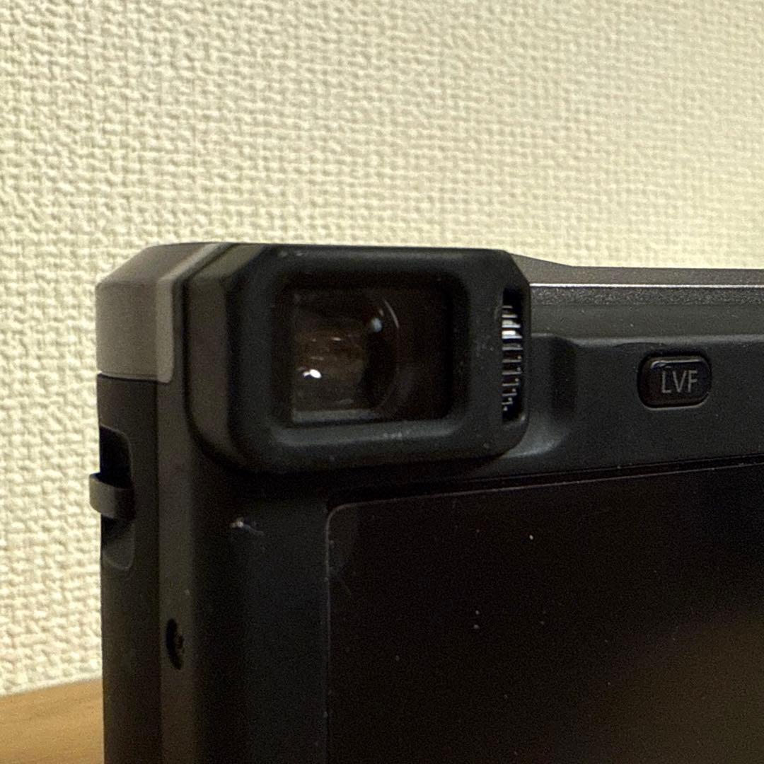 デジカメ　LUMIX