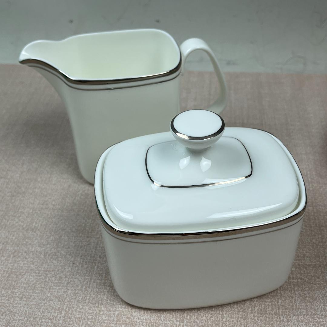 43ロイヤルドルトン  Dolton プラチナコンコード ティーセット