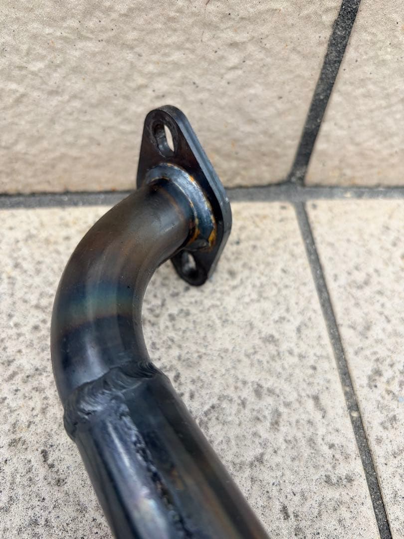 ライブディオ　横型エンジン　マフラー