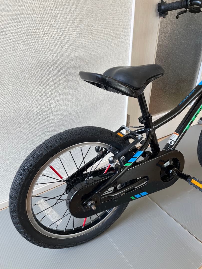 TREK 16インチ キッズバイク　子供用自転車