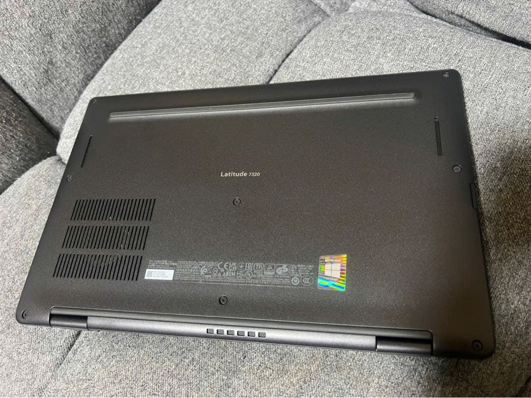 Dell 7320 Core i7-第11世代-Ram32Gb-Ssd512Gb