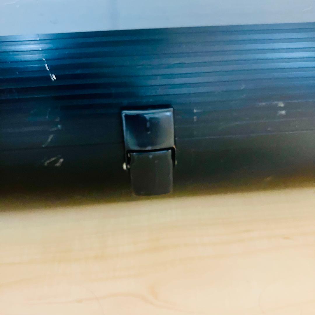 【美品】60インチ イズミコスモ 床置 自立式 プロジェクタースクリーン