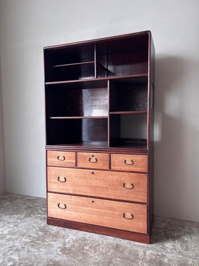 水屋箪笥　茶箪笥　和箪笥　食器棚　本棚　ディスプレイ棚　収納棚　箪笥　什器　和室