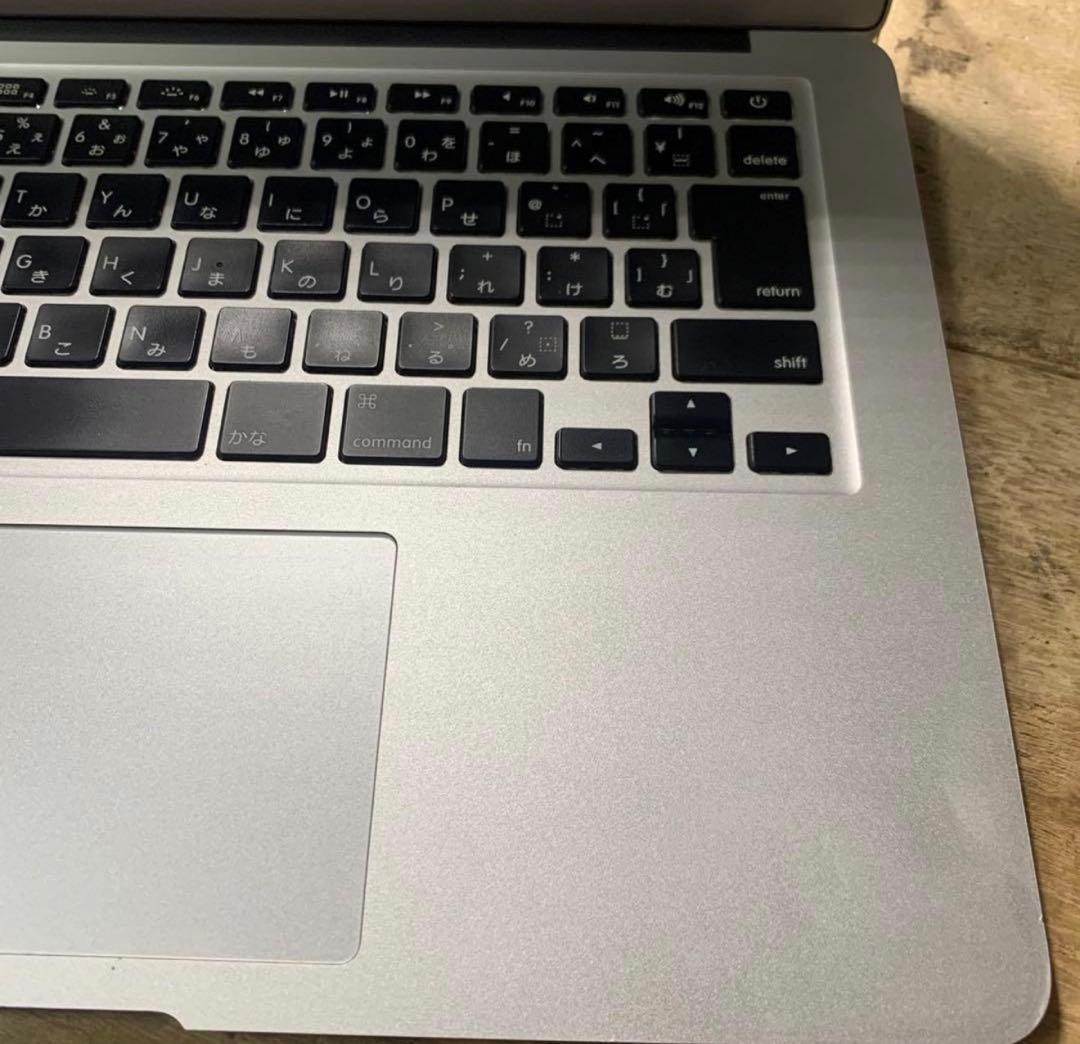 MacBook Air 2017 MQD32J/A A1466 13インチ　美品