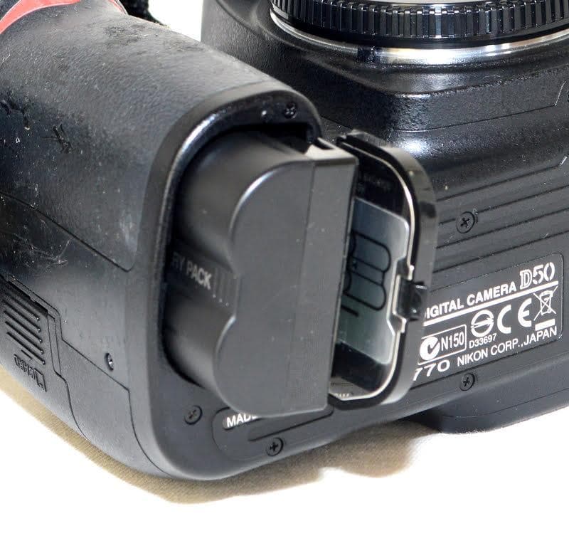 匿名配送☆Nikon ニコン D50 SIGMA ダブルレンズキット 初心者向け