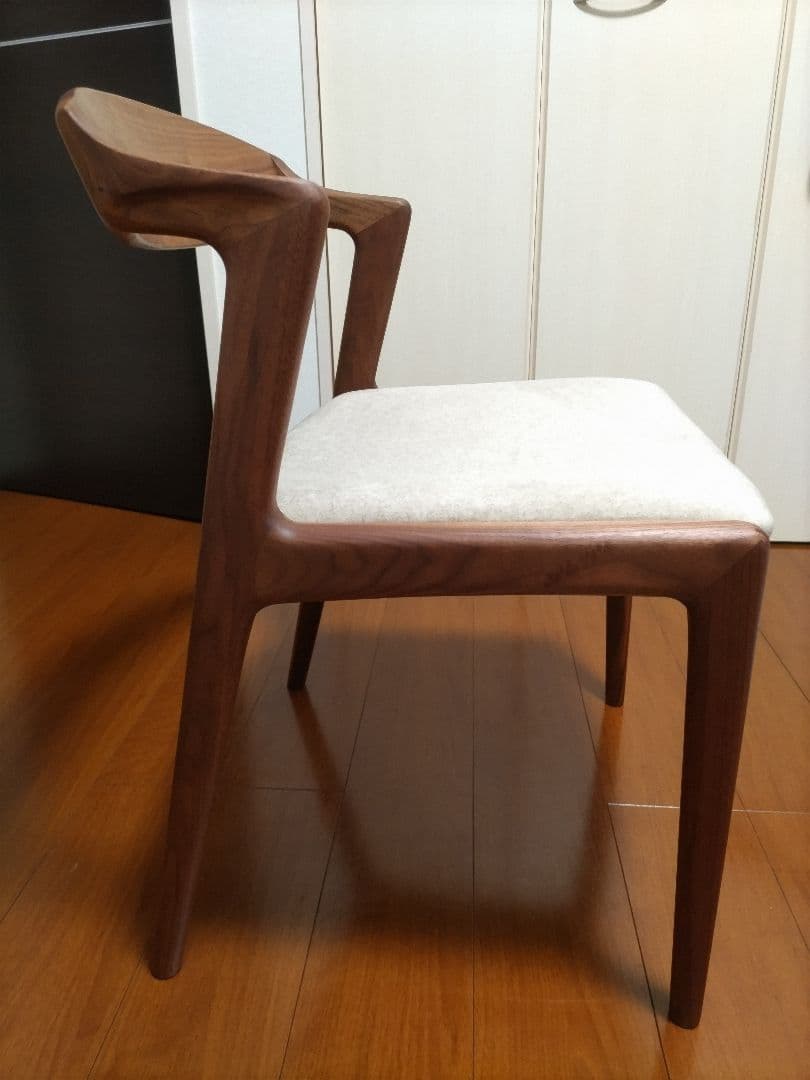 シキファニチア　2脚セット　ユナ　ハーフアームチェア　ウォルナット