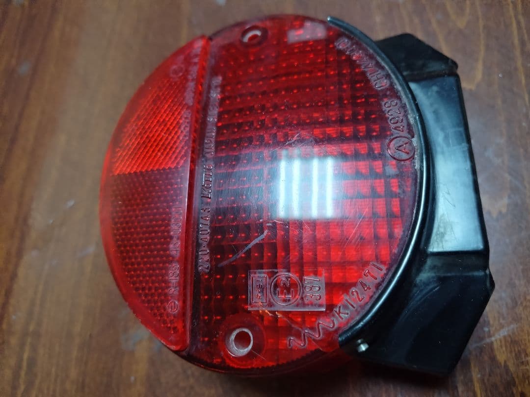 Z1　Z2テールランプ