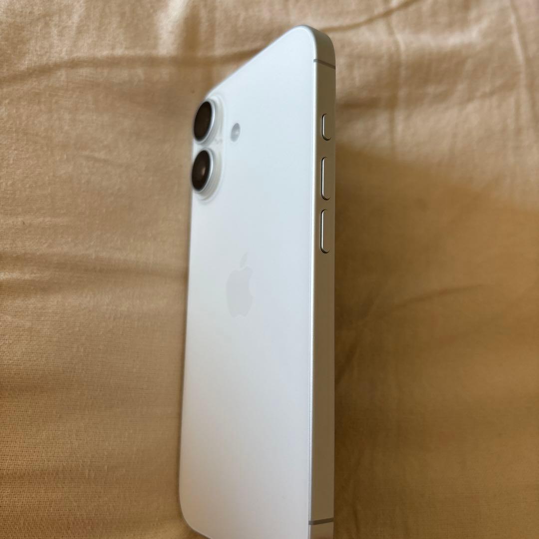 断*離様 Apple iPhone 17 ホワイト 本体　256GB 楽天