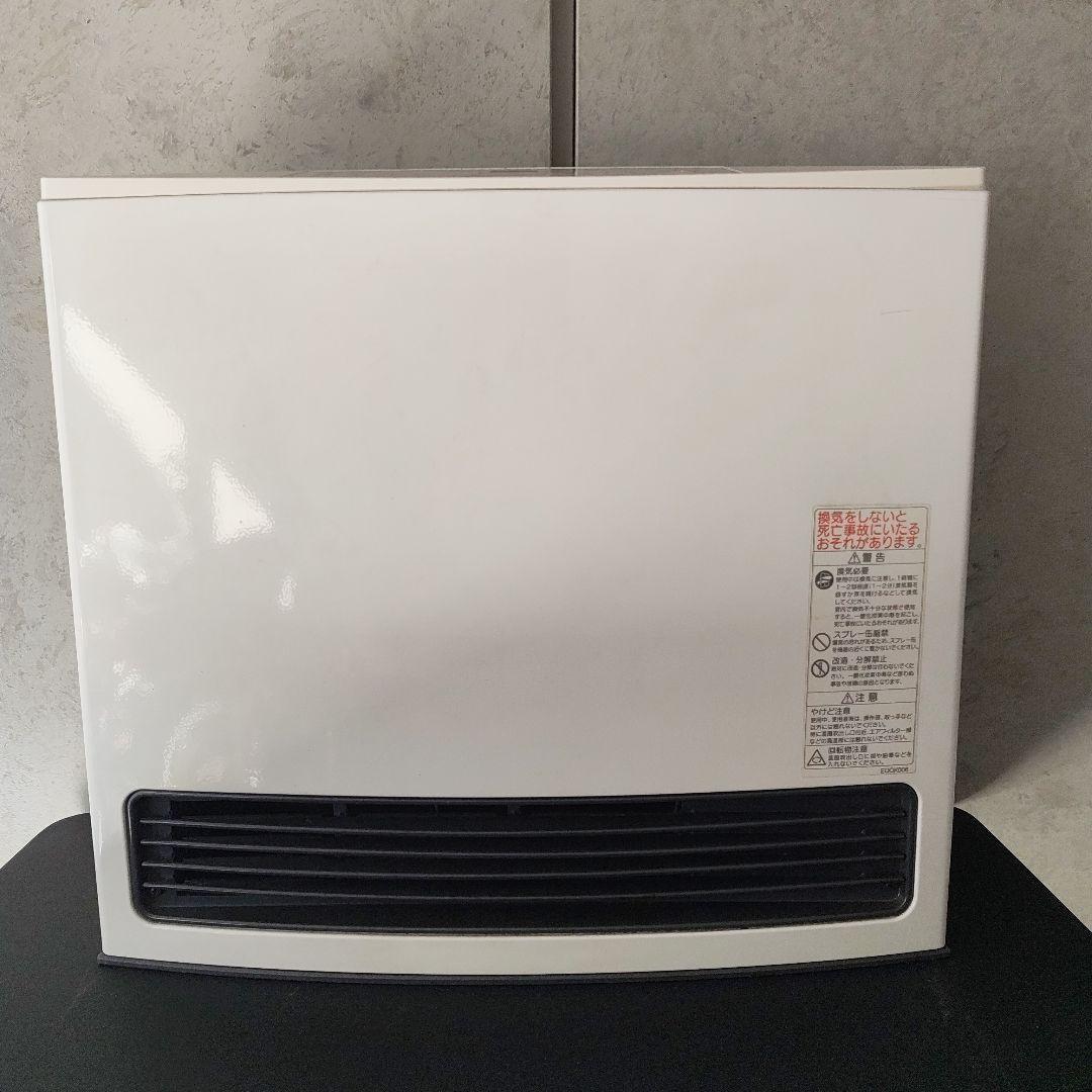 ガスファンヒーター GFH-4004S-W5 ホワイト ホースと取扱説明書付き