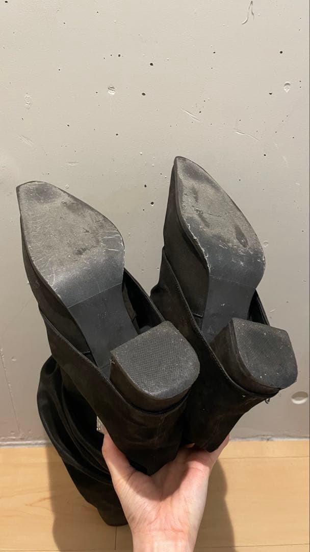 EMODA ポインテッドカバーブーツ