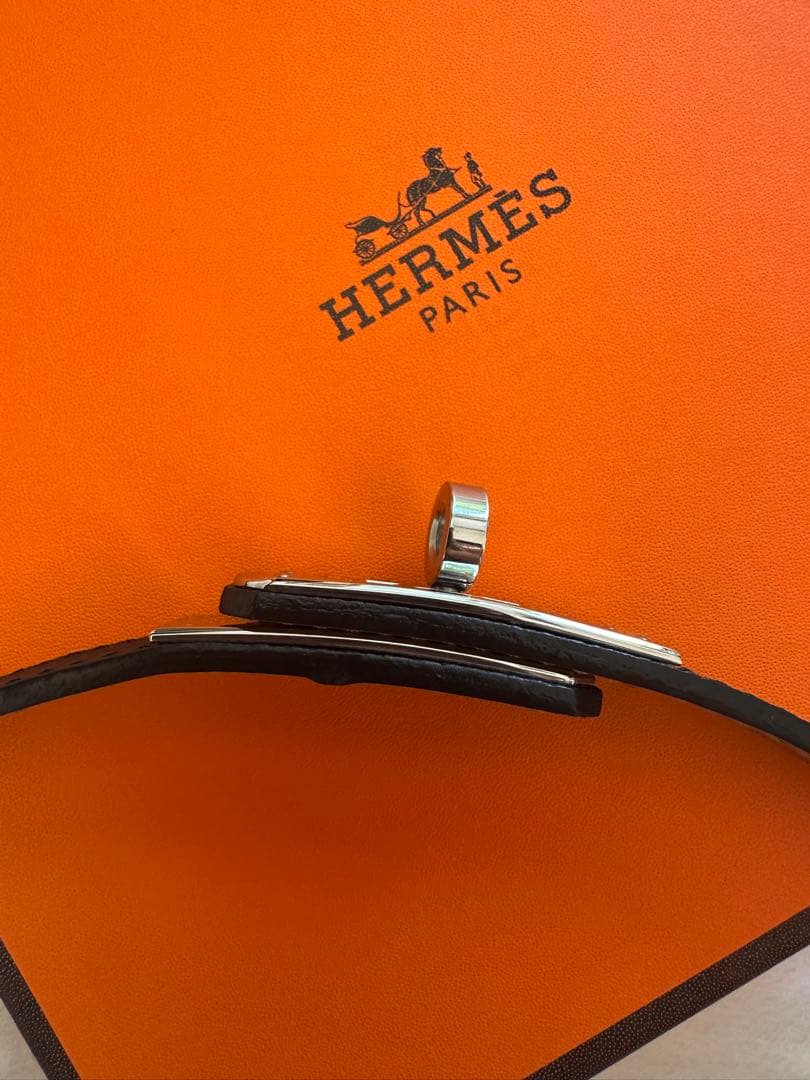 HERMÈS 黒×シルバー レザーベルトC 刻印