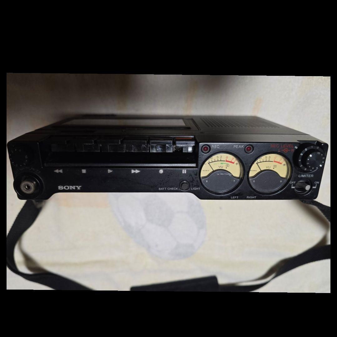 SONY TC-D5M ポータブルカセットプレーヤー 動作未確認です綺麗な方です