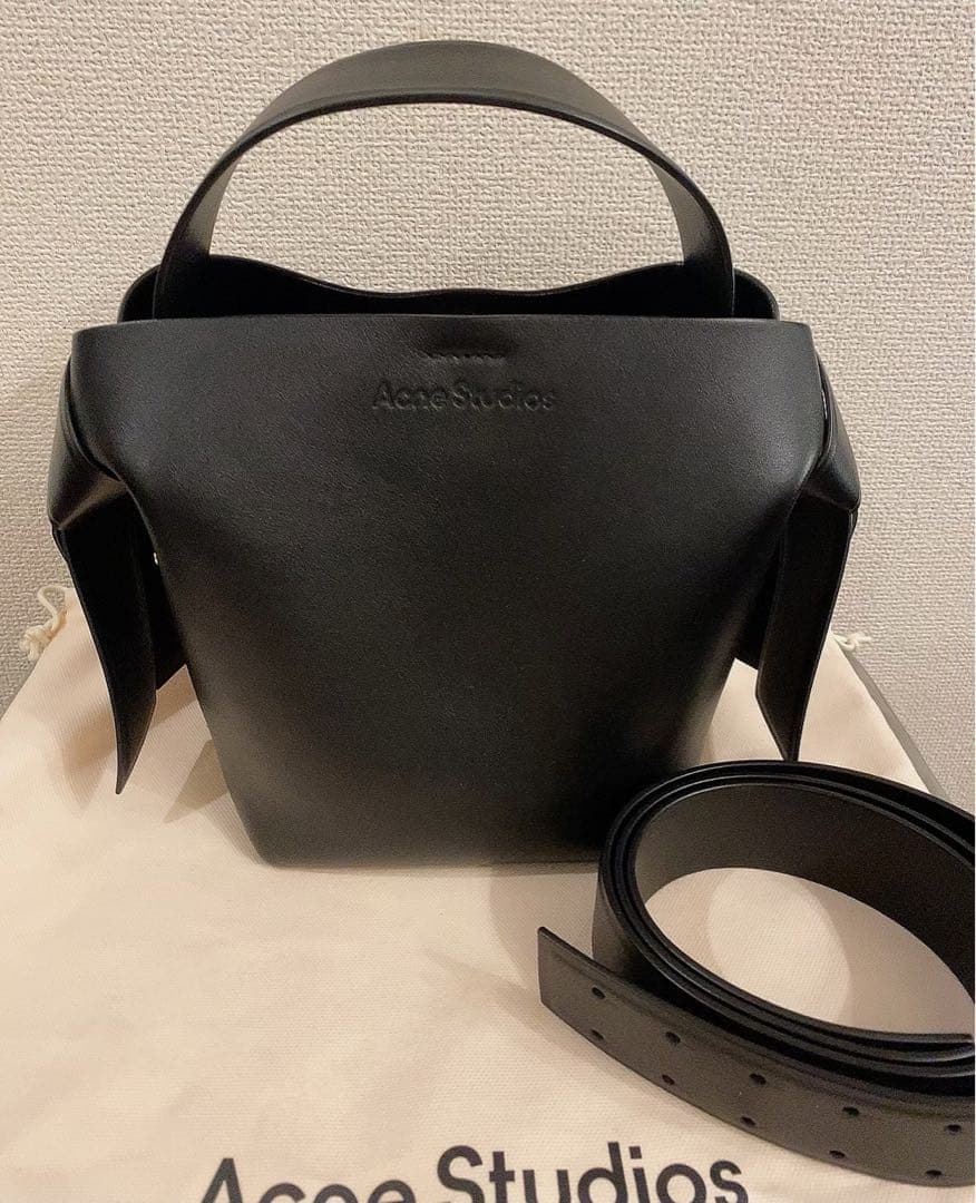 Acne Studios MUSUBI ミニショルダーバッグ/ブラック