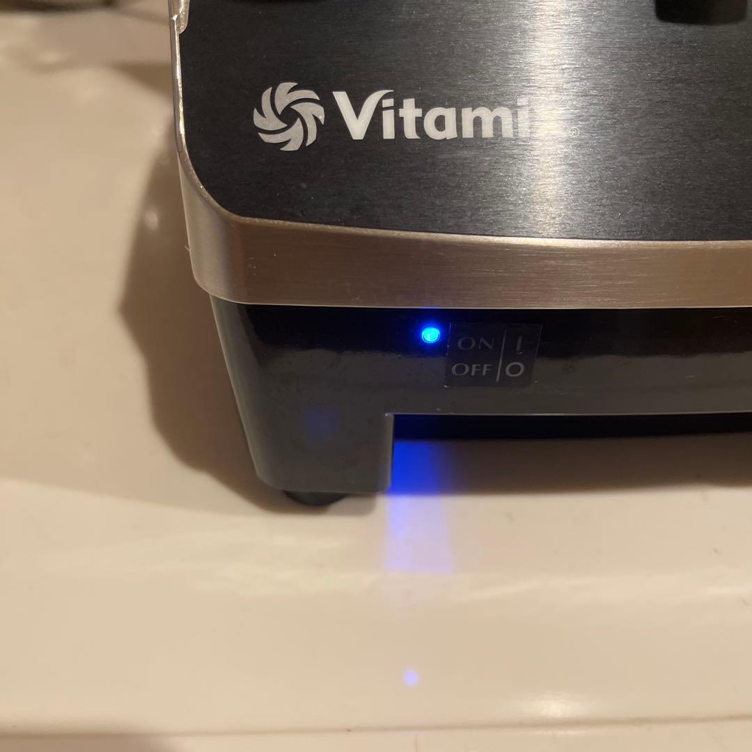 Vitamix 　バイタミックス　Pro 500ス　テンレスシルバー　上位モデル