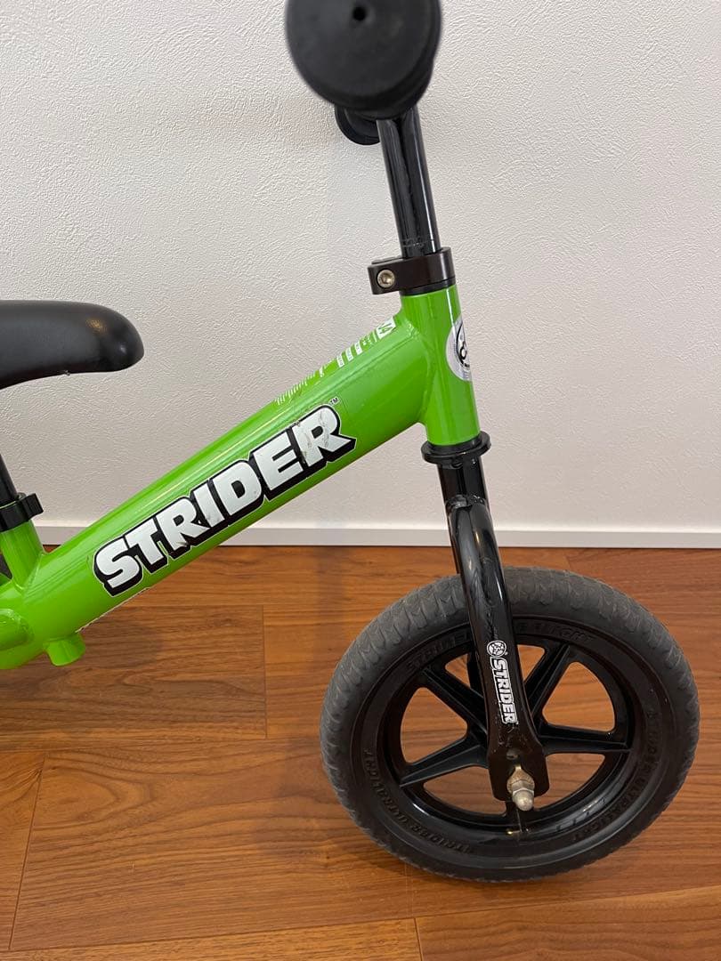 STRIDER ストライダー 12インチ　バランスバイク　グリーン