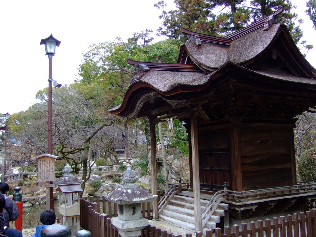 動作品 FUJIFILM FINEPIX F31fdコンパクトデジタルカメラ