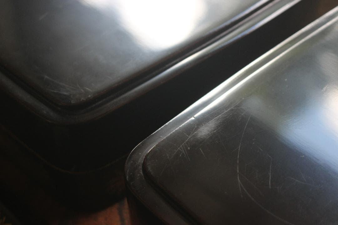 極小傷あり！端正な内朱黒漆に極上忍沈金の映える二段重（検輪島塗重箱お重