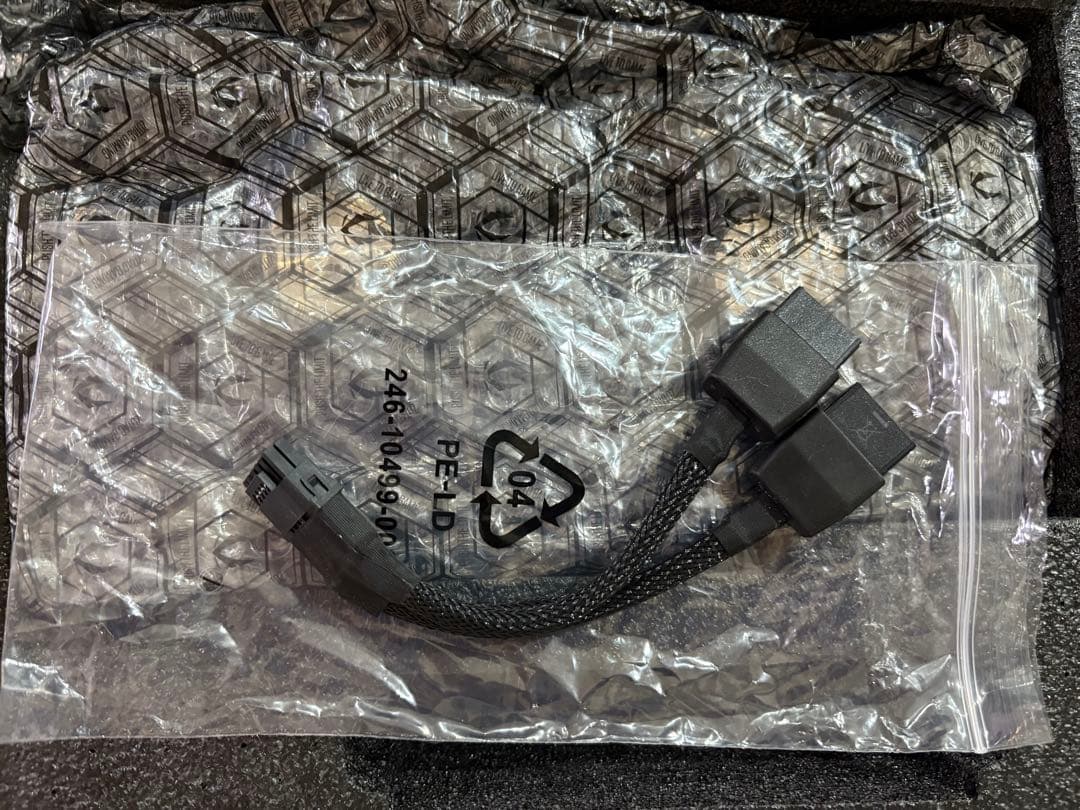 4/5までオマケ有【美品】ZOTAC GAMING RTX 4070 SUPER