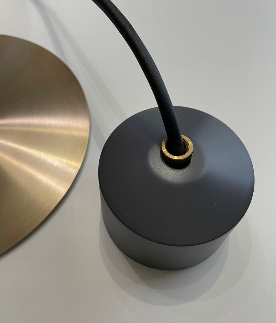 【ニューライトポタリー】bullet flat shade/190/brass