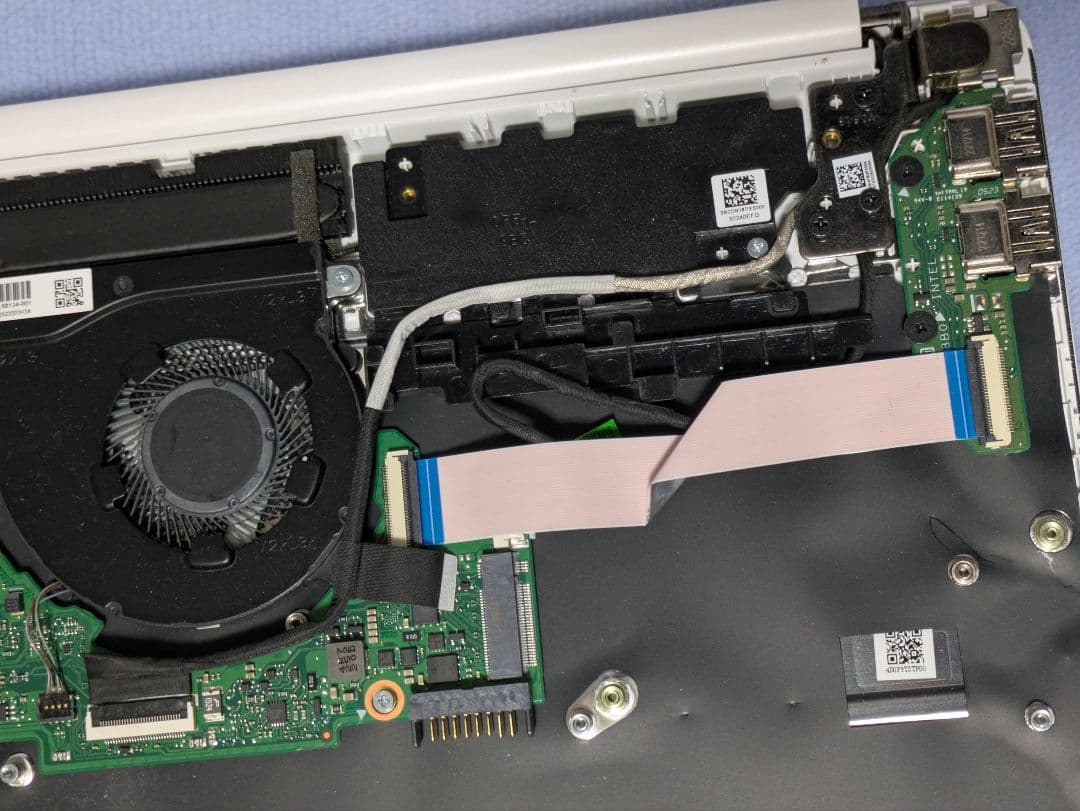 12世代 corei5 HPノートパソコン 15S-f45042TU