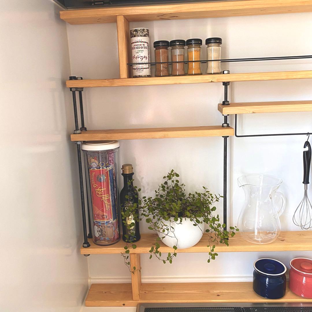 地震でも倒れない突っ張れるキッチンラックCentral☆☆窓枠インテリア☆