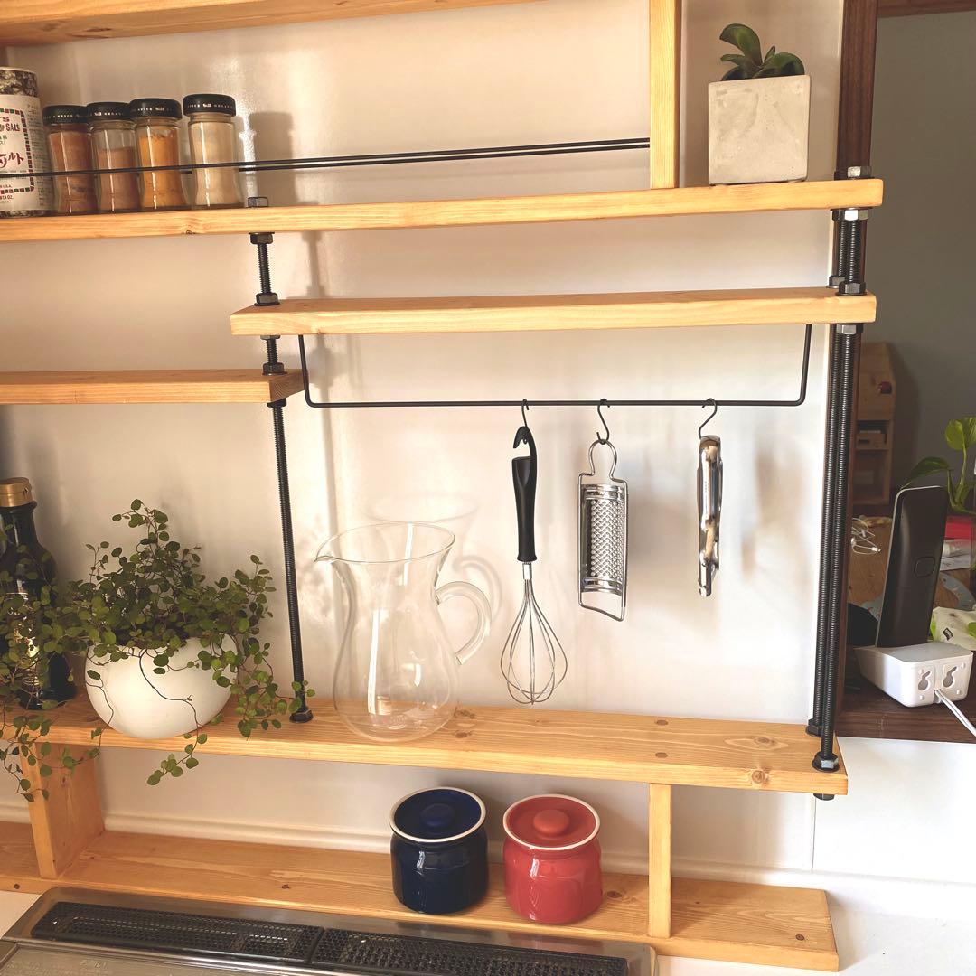 地震でも倒れない突っ張れるキッチンラックCentral☆☆窓枠インテリア☆