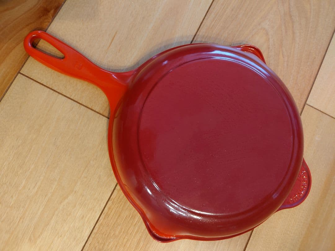 ル・クルーゼ スキレット 20cm 赤 レッド 未使用