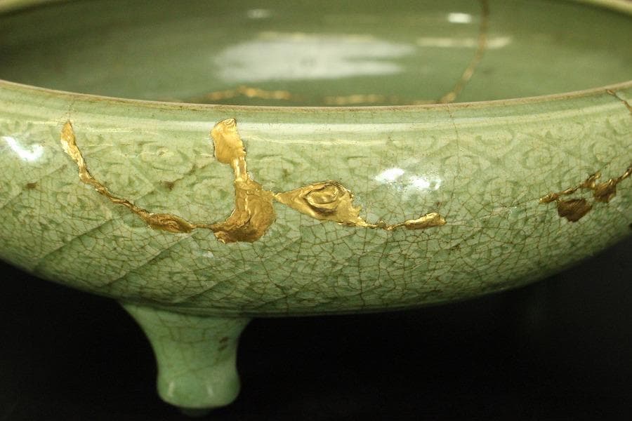 中国美術 七官青磁 三足 水盤 瓶掛 時代物(A880)