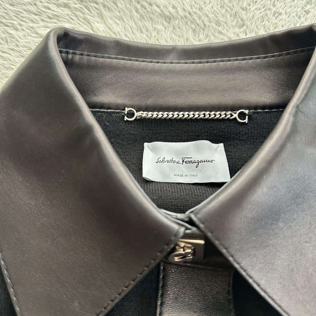 美品　現行　サルヴァトーレフェラガモ　ラムレザー　コート　ガンチーニ　シルク混