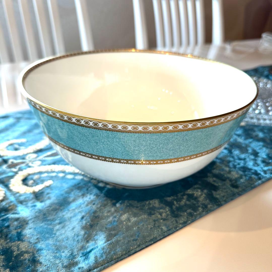 ウェッジウッドユーランダー パウダーターコイズ24cmボウル1個磁器