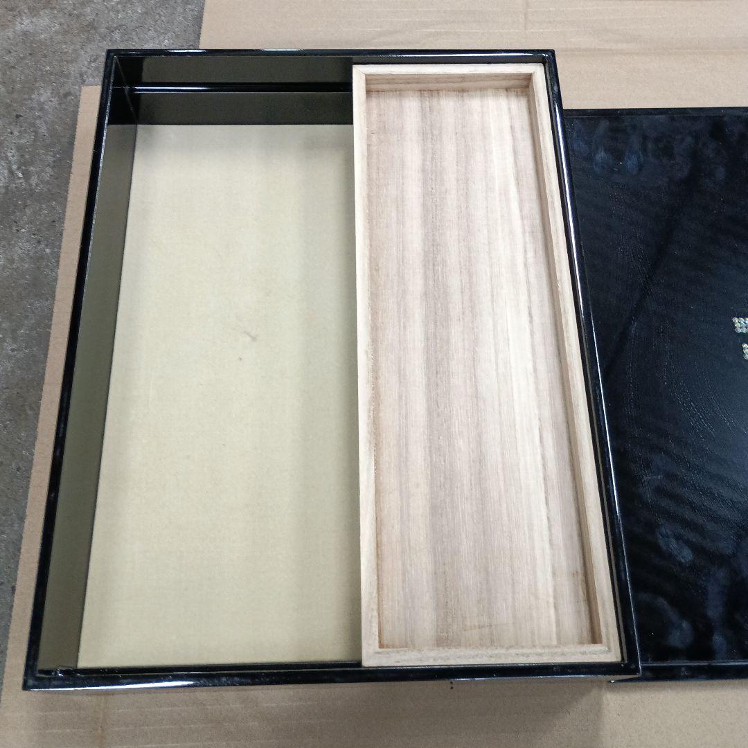 中古漆箱　文箱　菊紋　皇室　記念品　紫綬褒章