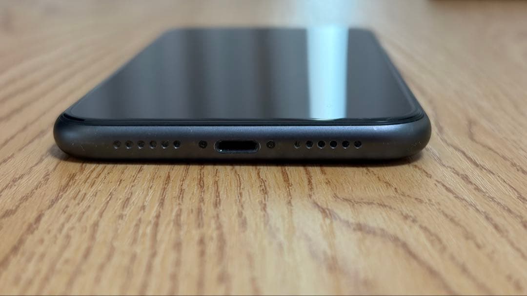 iphone11 ブラック　64GB